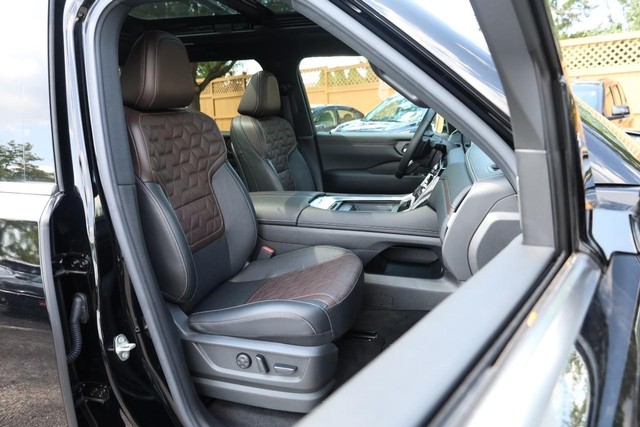 Nissan Armada Vehicle Image 29