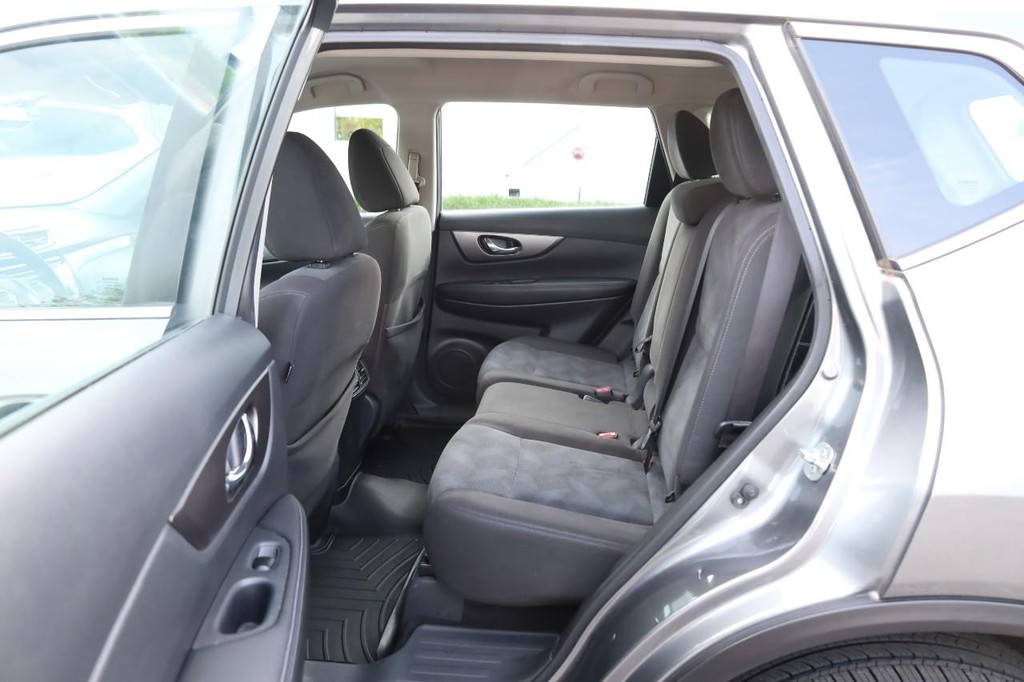 Nissan Rogue Vehicle Image 20