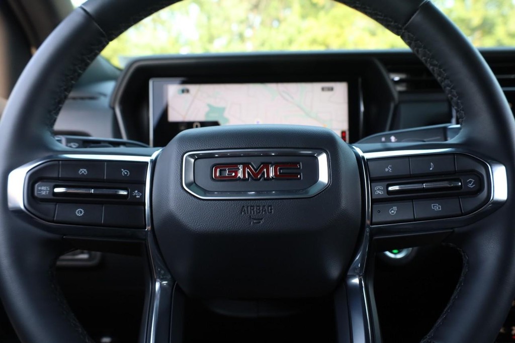GMC Terrain Vehicle Image 09
