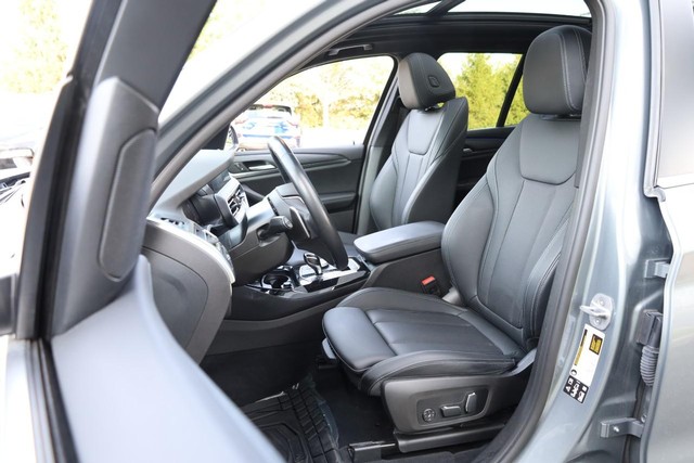 BMW X3 Vehicle Image 08