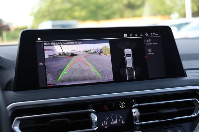 BMW X3 Vehicle Image 15