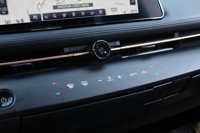 Nissan Ariya Vehicle Image 14