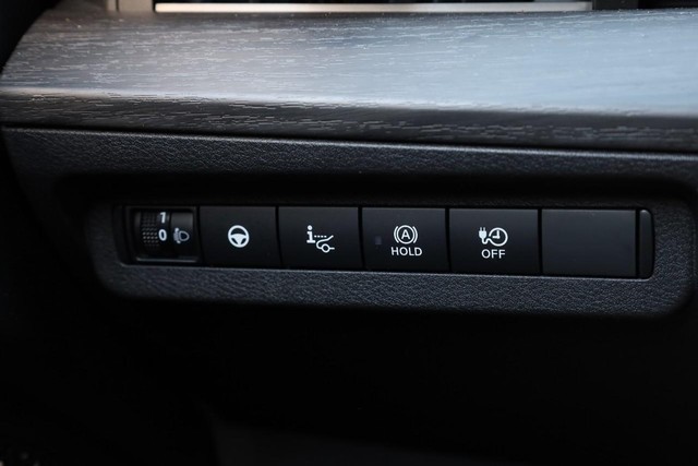 Nissan Ariya Vehicle Image 19