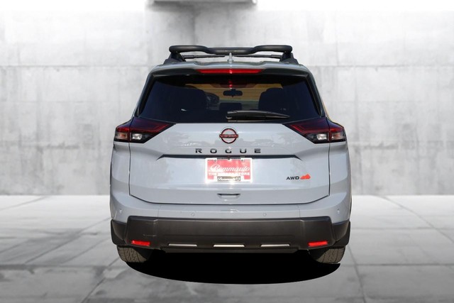 Nissan Rogue Vehicle Image 06