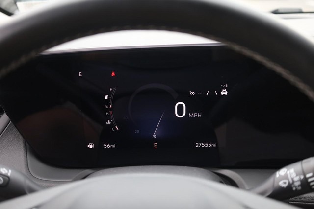 Buick Encore GX Vehicle Full-screen Gallery Image 10