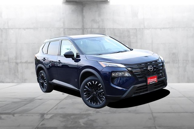 Nissan Rogue Vehicle Image 02