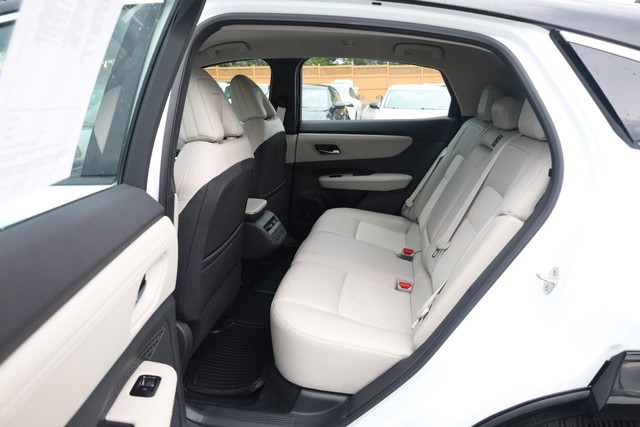 Nissan Ariya Vehicle Image 20