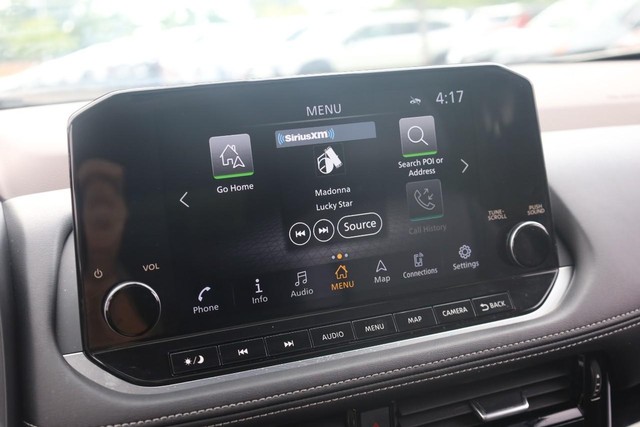 Nissan Rogue Vehicle Image 13