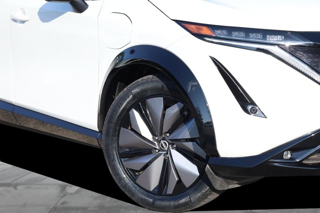 Nissan ARIYA Vehicle Full-screen Gallery Image 3