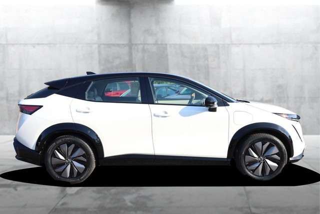 Nissan ARIYA Vehicle Full-screen Gallery Image 5