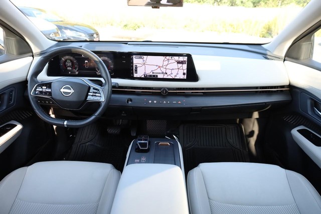 Nissan ARIYA Vehicle Full-screen Gallery Image 25