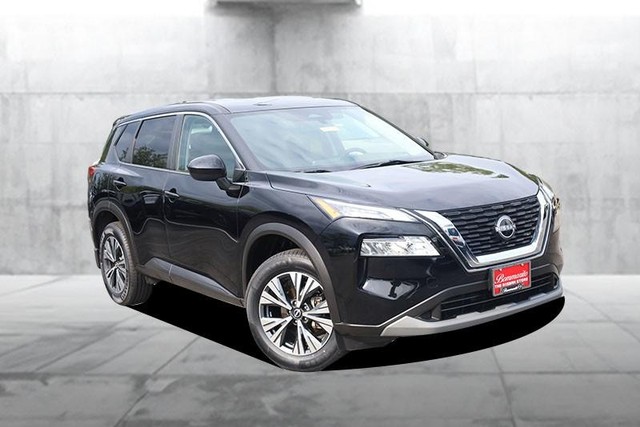 Nissan Rogue Vehicle Image 02