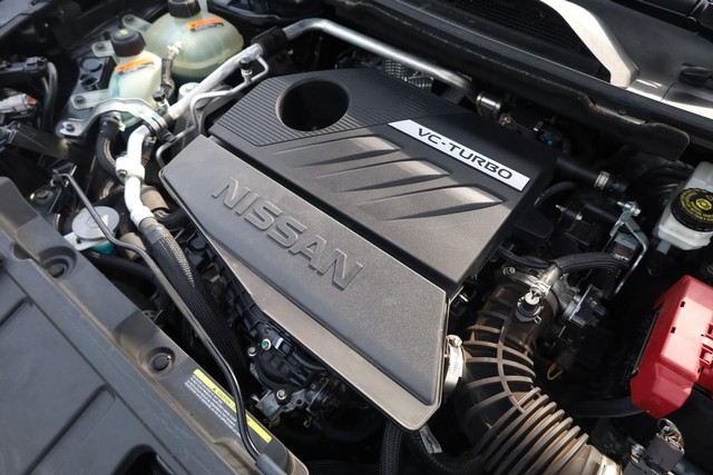 Nissan Rogue Vehicle Image 25