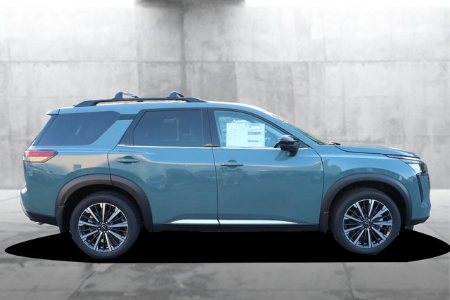Nissan Pathfinder Vehicle Image 05