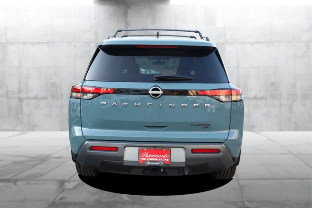 Nissan Pathfinder Vehicle Image 06