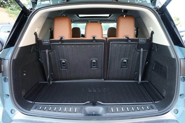Nissan Pathfinder Vehicle Image 07