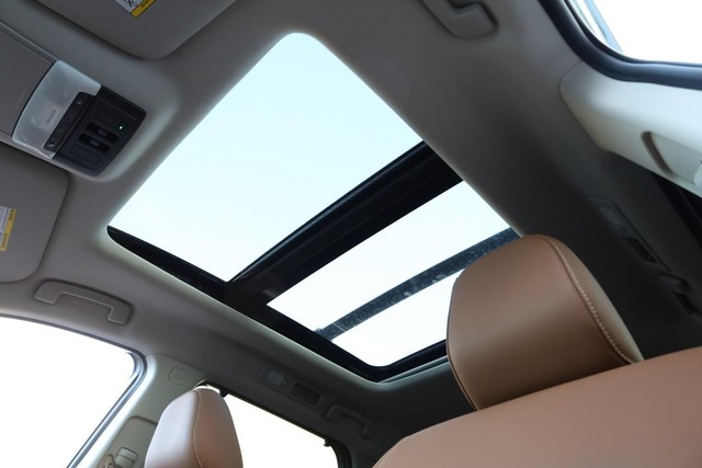 Nissan Pathfinder Vehicle Image 11