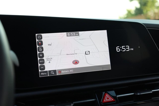 Kia Niro Vehicle Image 13