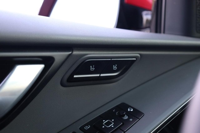 Kia Niro Vehicle Image 20
