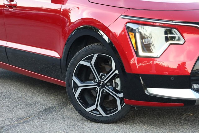 Kia Niro Vehicle Image 25