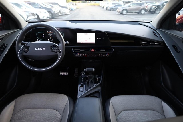 Kia Niro Vehicle Image 46
