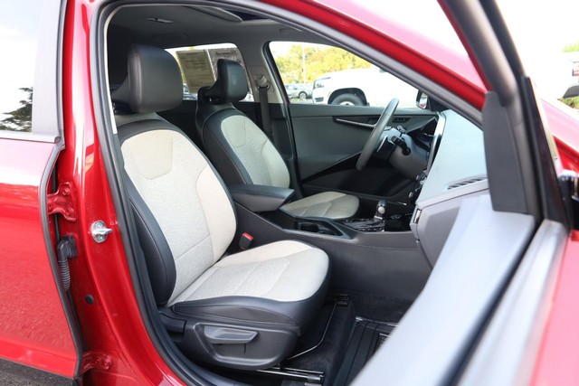 Kia Niro Vehicle Image 48