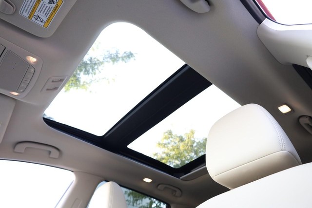 Nissan Murano Vehicle Image 09