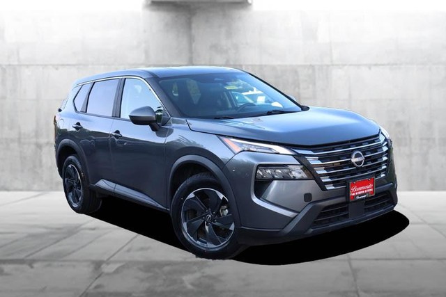 Nissan Rogue Vehicle Image 02