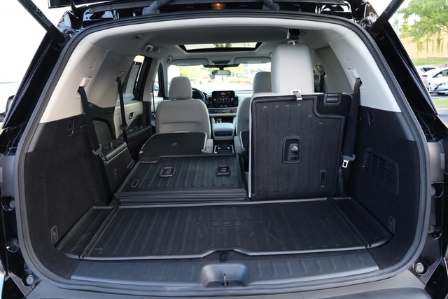 Nissan Pathfinder Vehicle Image 08