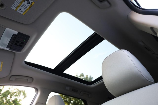 Nissan Pathfinder Vehicle Image 10