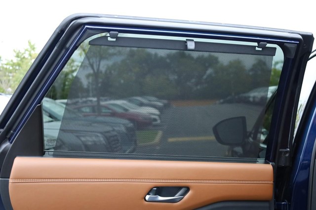 Nissan Pathfinder Vehicle Image 27