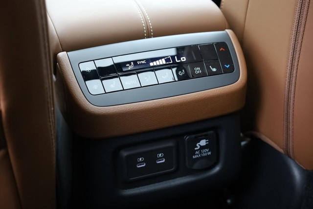 Nissan Pathfinder Vehicle Image 28
