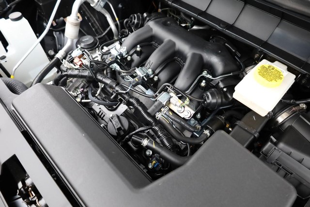 Nissan Pathfinder Vehicle Image 33