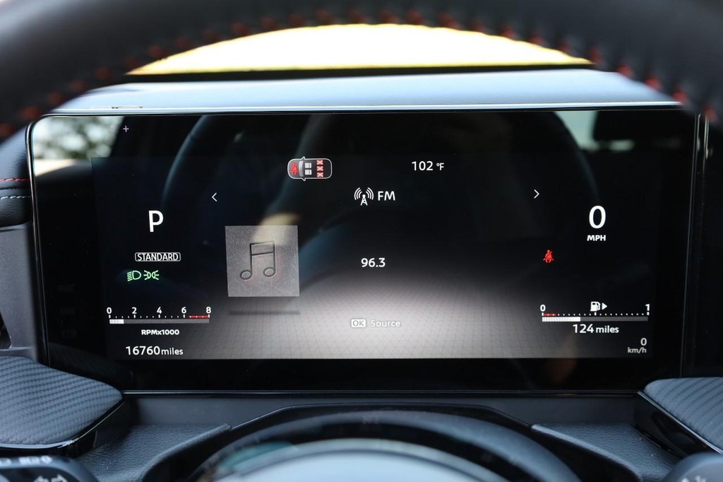 Nissan Kicks Vehicle Image 10