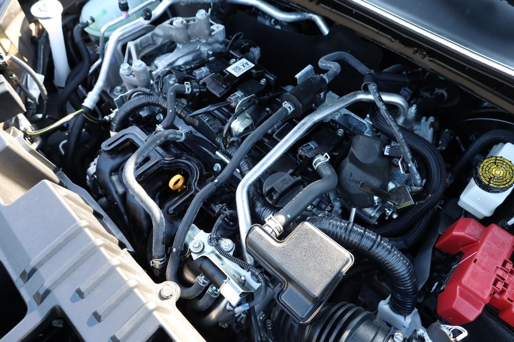 Nissan Kicks Vehicle Image 25