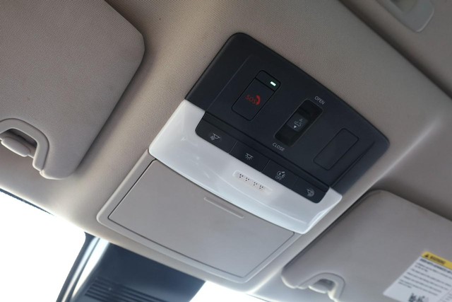 Nissan Altima Vehicle Image 19