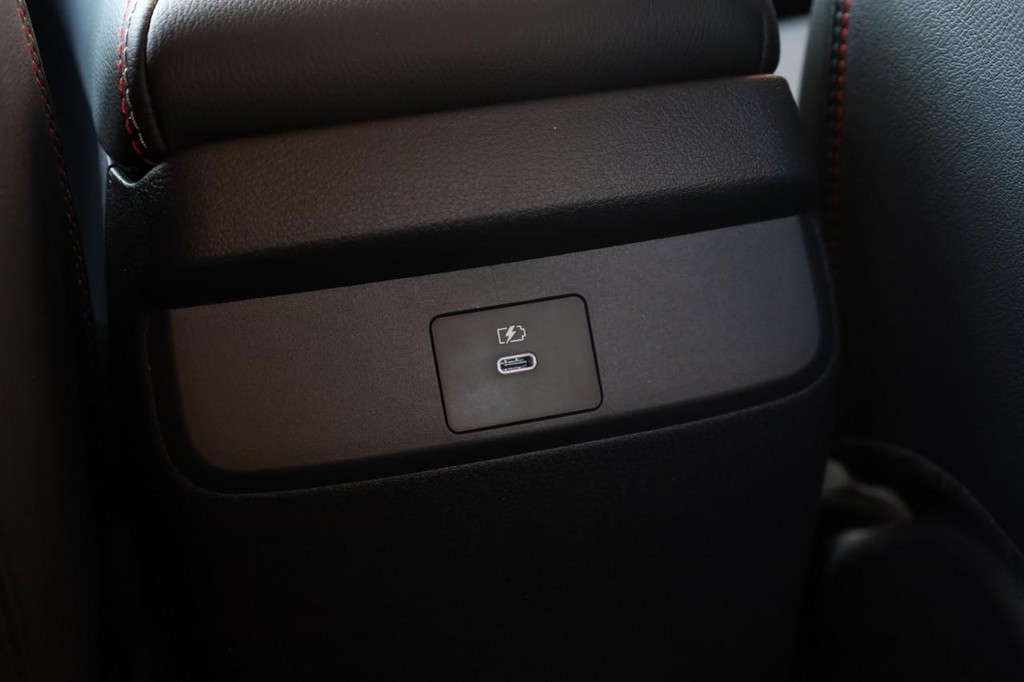 Nissan Sentra Vehicle Image 23