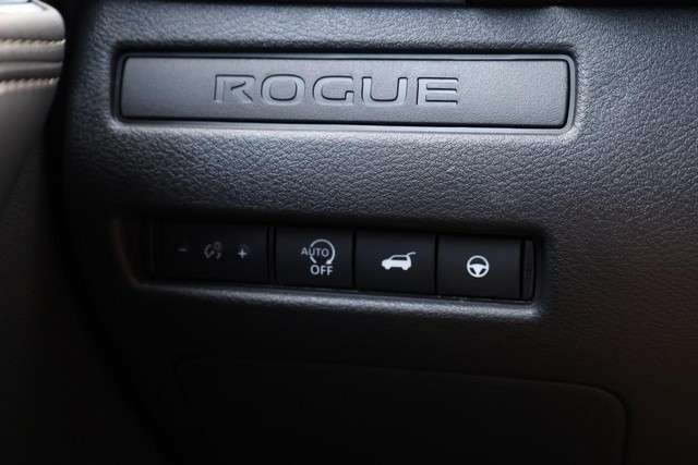 Nissan Rogue Vehicle Image 20
