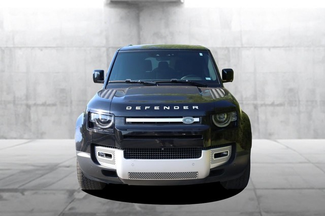 Land Rover Defender Vehicle Image 04