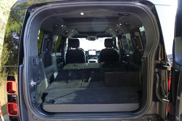 Land Rover Defender Vehicle Image 09