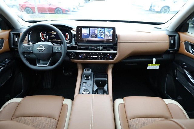 Nissan Pathfinder Vehicle Image 29
