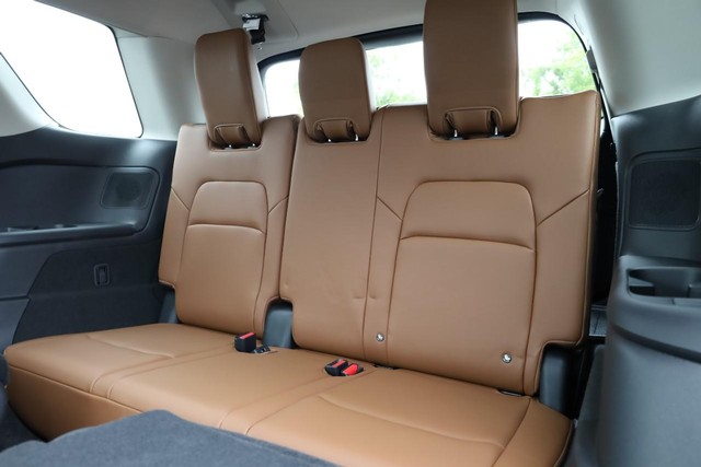 Nissan Pathfinder Vehicle Image 31