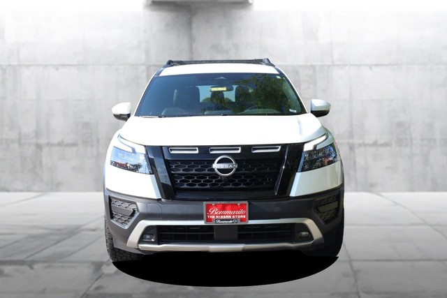 Nissan Pathfinder Vehicle Image 04