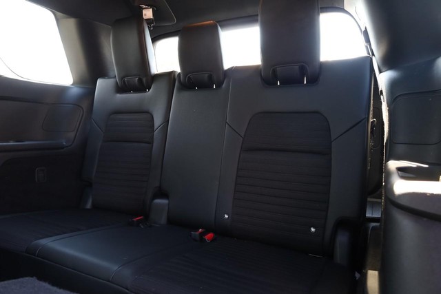 Nissan Pathfinder Vehicle Image 26