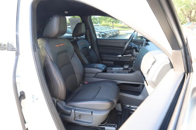 Nissan Pathfinder Vehicle Image 27
