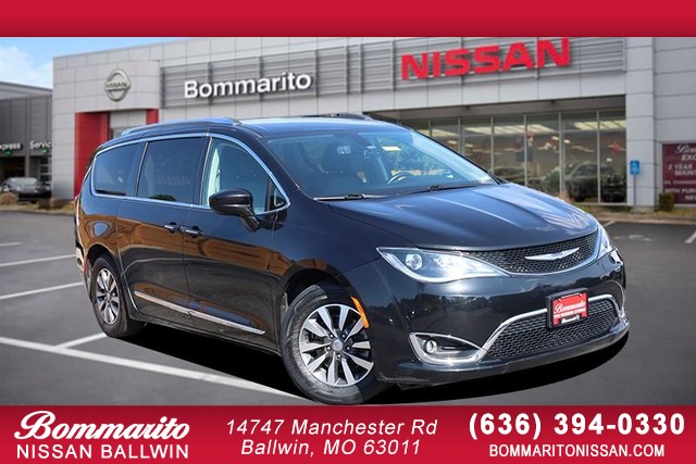 Ballwin MO 2020 Chrysler Pacifica more details - chrysler pacifica