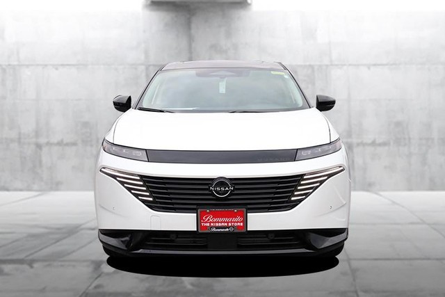 Nissan Murano Vehicle Full-screen Gallery Image 4