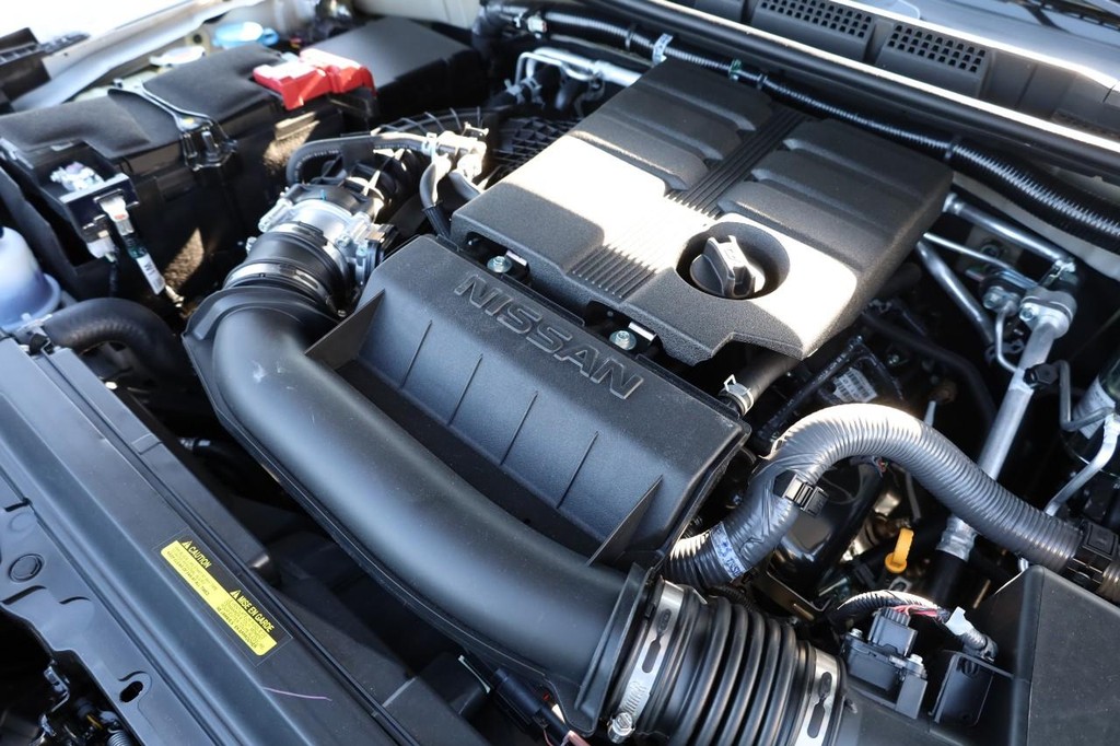 Nissan Frontier Vehicle Image 26