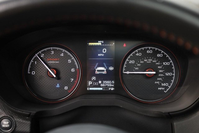 Subaru Forester Vehicle Full-screen Gallery Image 12