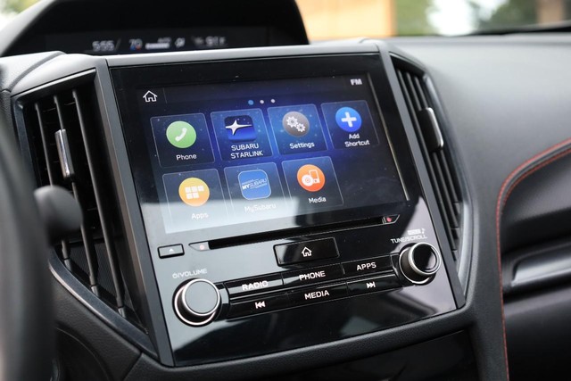 Subaru Forester Vehicle Full-screen Gallery Image 14